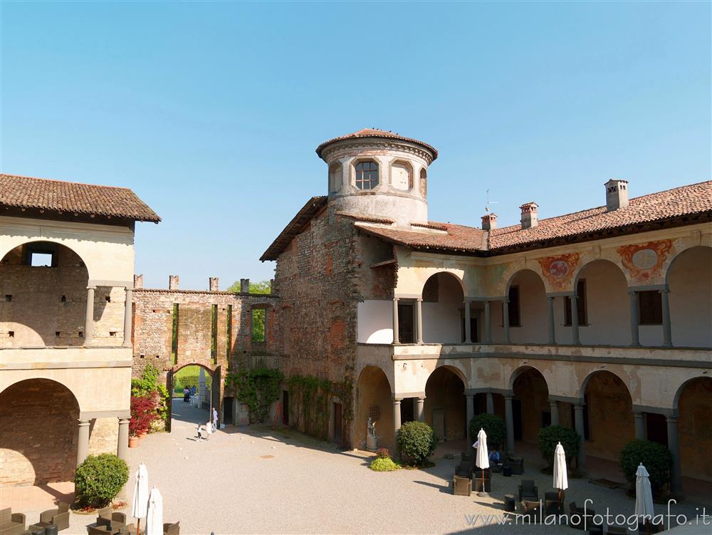 Cavernago (Bergamo, Italy) - Court of the Castle Cavernago